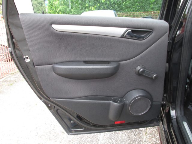 MERCEDES-BENZ B 180 usata 42