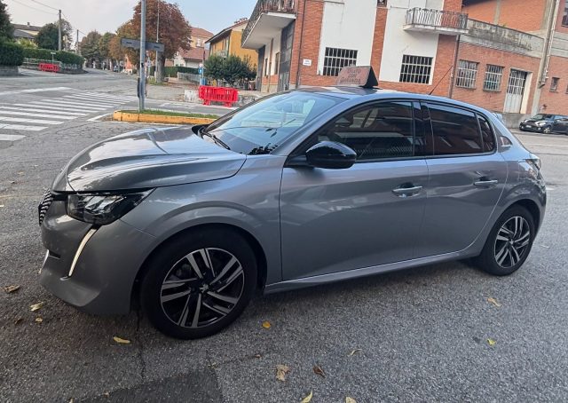 PEUGEOT 208 usata, con Autoradio