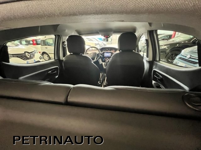 LANCIA Ypsilon usata, con Touch screen