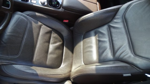 VOLKSWAGEN Touareg usata 63