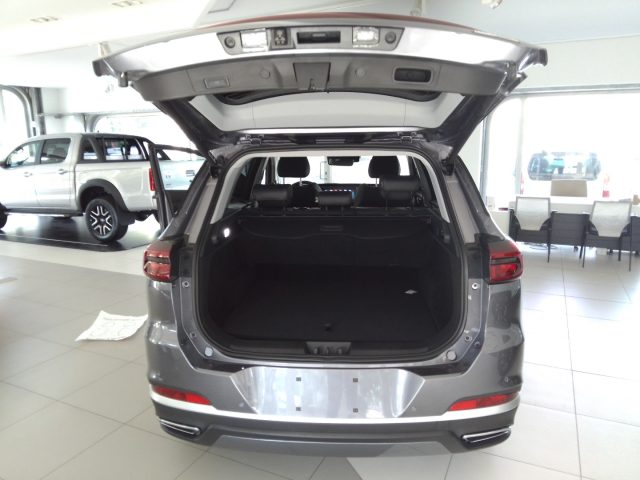 SKODA Enyaq iV usata, con Sedile posteriore sdoppiato