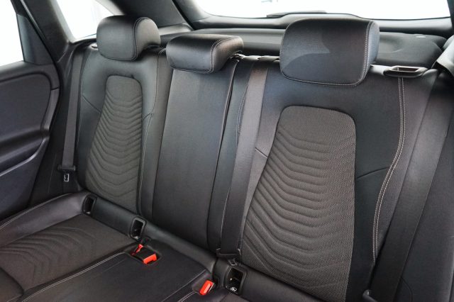 MERCEDES-BENZ B 180 usata, con Luci diurne