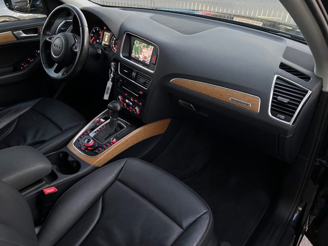 AUDI Q5 usata, con Autoradio