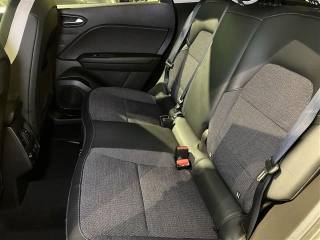 RENAULT Captur usata, con Volante in pelle