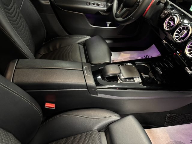 MERCEDES-BENZ A 180 usata, con Touch screen