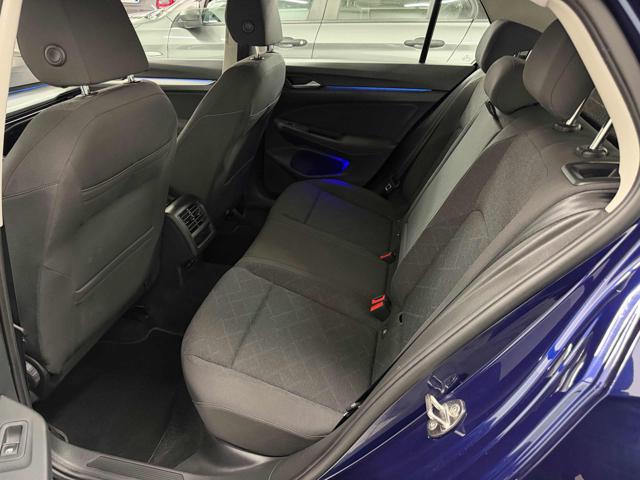 VOLKSWAGEN Golf usata, con Sensori di parcheggio posteriori