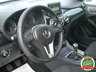 MERCEDES-BENZ B 180 usata, con Sistema di navigazione