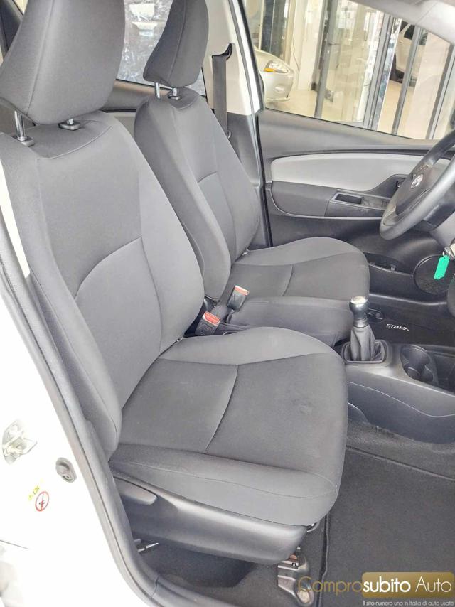 TOYOTA Yaris usata, con Servosterzo