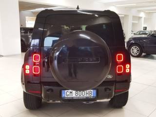LAND ROVER Defender usata, con Fendinebbia