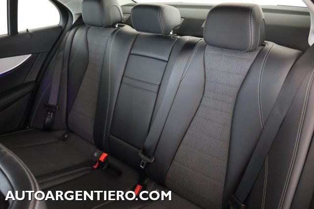 MERCEDES-BENZ E 200 usata, con Luci diurne