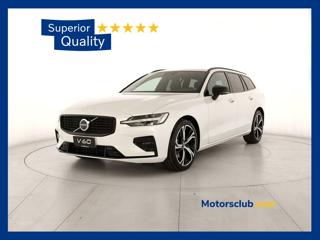 VOLVO V60 B4 automatico Plus Dark - Pronta Consegna