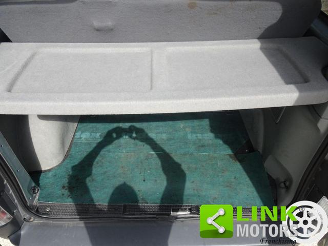 OPEL Vivaro usata, con Airbag posteriore