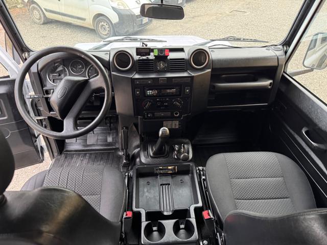 LAND ROVER Defender usata, con Portapacchi