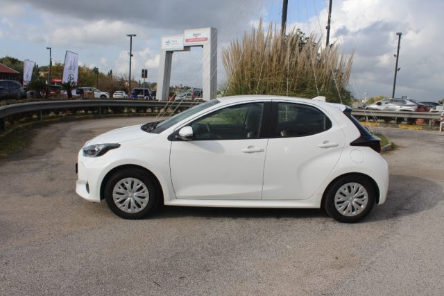 TOYOTA Yaris usata, con Autoradio