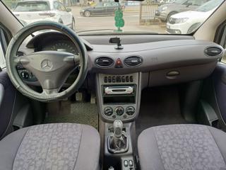 MERCEDES-BENZ A 160 usata, con Chiusura centralizzata