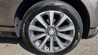 LAND ROVER Range Rover Velar usata, con Autoradio