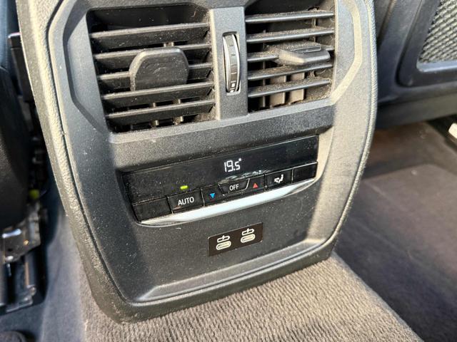 BMW 318 usata, con Touch screen