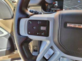 LAND ROVER Defender usata, con Interni in pelle