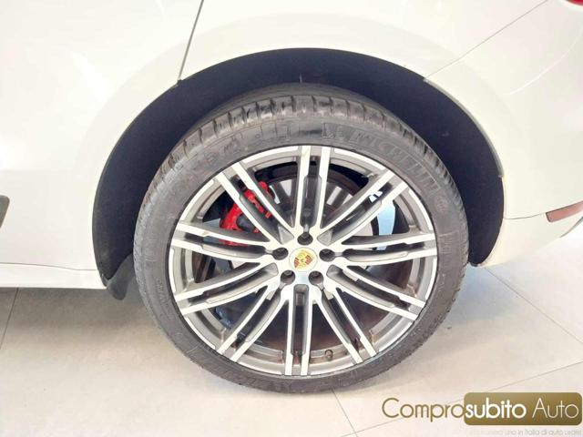 PORSCHE Macan usata 42