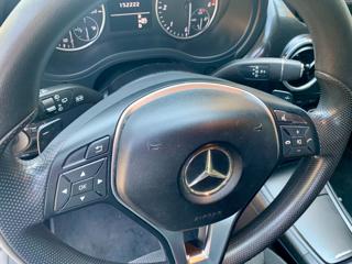 MERCEDES-BENZ B 200 usata, con Chiusura centralizzata