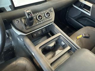 LAND ROVER Defender usata 23