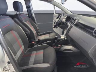 DACIA Duster usata 11