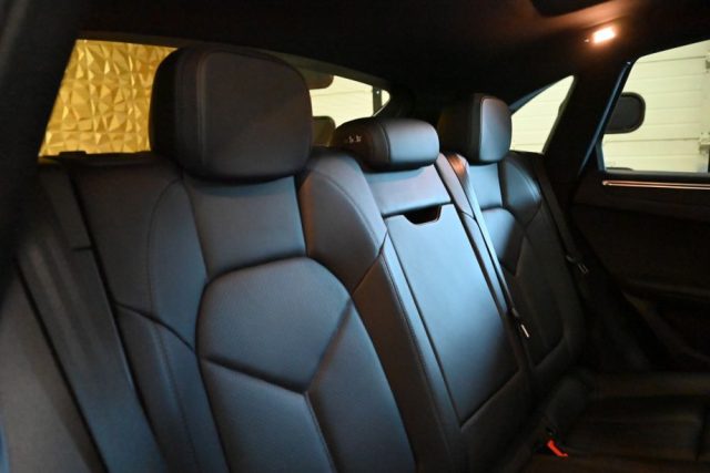 PORSCHE Macan usata 33
