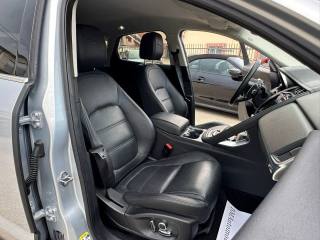 JAGUAR E-Pace usata, con Autoradio