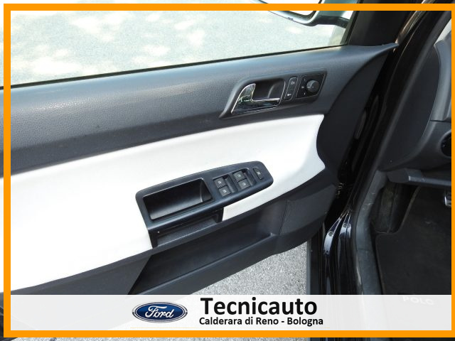 VOLKSWAGEN Polo usata, con Specchietti laterali elettrici