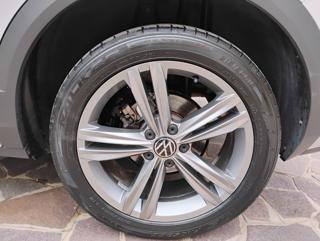 VOLKSWAGEN T-Roc usata, con Fendinebbia