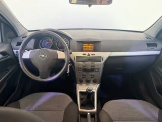 OPEL Astra usata 8