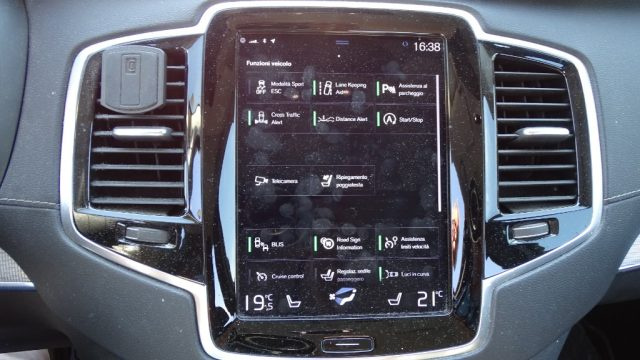 VOLVO XC90 usata 101