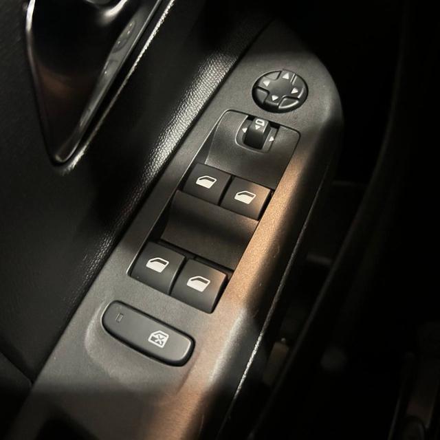 OPEL Corsa usata, con Bracciolo