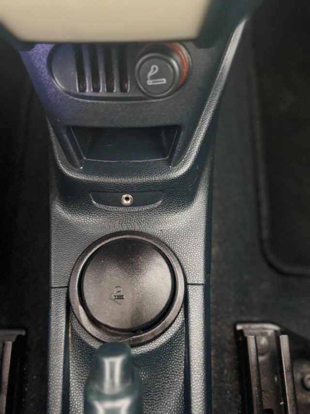 FORD Ka+ usata 10