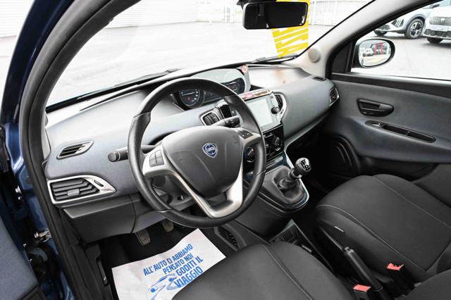 LANCIA Ypsilon usata, con Park Distance Control