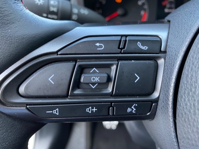 TOYOTA Yaris usata, con Controllo elettronico della corsia