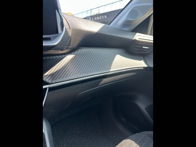 PEUGEOT 208 usata, con Servosterzo
