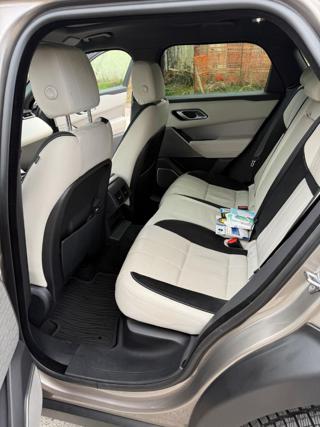 LAND ROVER Range Rover Velar usata, con Park Distance Control