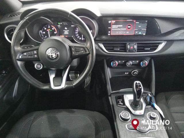 ALFA ROMEO Stelvio usata, con Controllo automatico clima