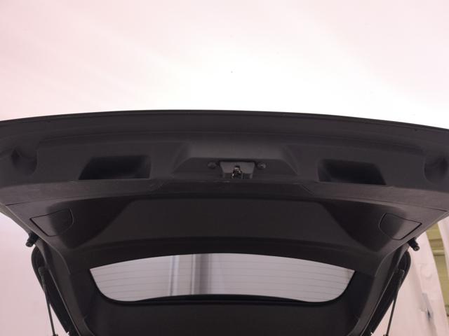 PEUGEOT 308 usata, con Sedile posteriore sdoppiato