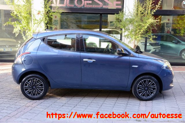 LANCIA Ypsilon usata, con Airbag