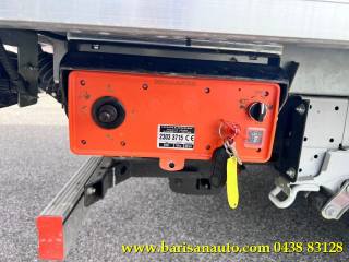 OPEL Movano usata, con USB