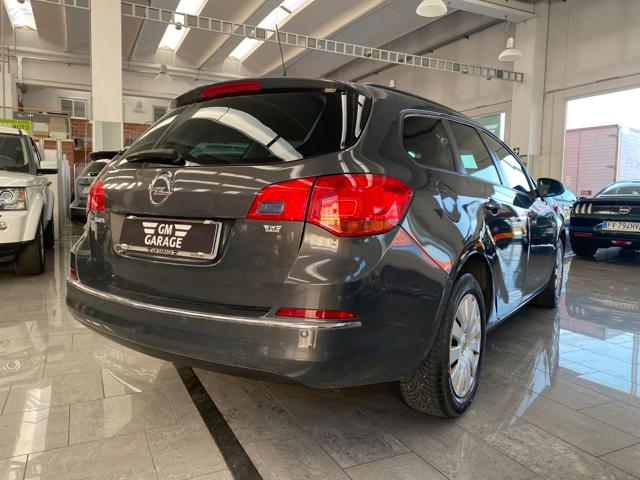 OPEL Astra usata, con Specchietti laterali elettrici