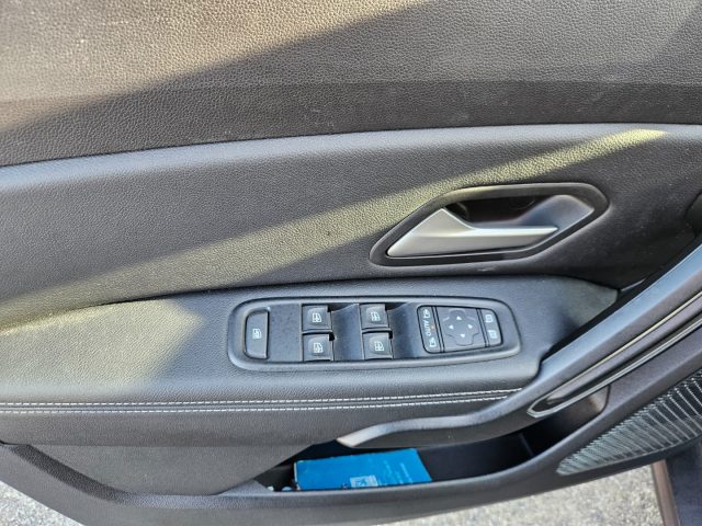 DACIA Duster usata, con USB