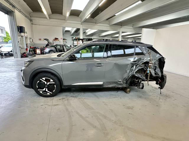PEUGEOT 2008 usata, con Autoradio