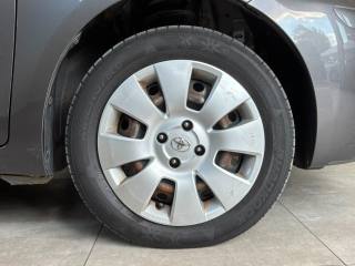 TOYOTA Yaris usata, con Climatizzatore