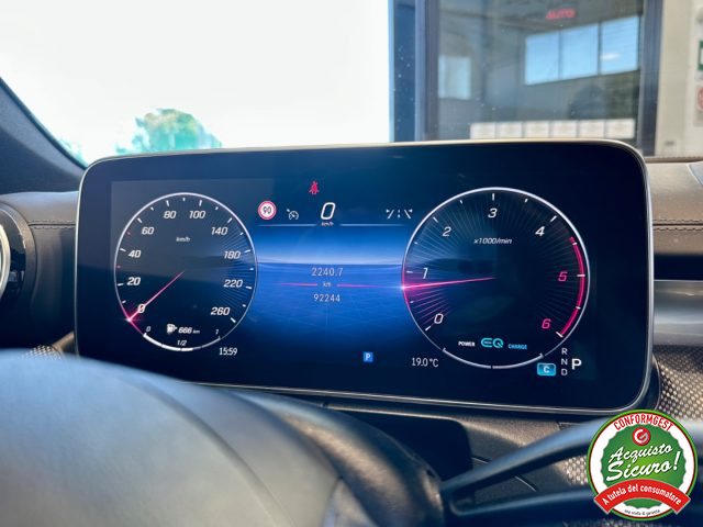 MERCEDES-BENZ C 220 usata, con Touch screen