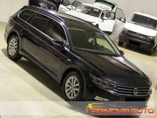 VOLKSWAGEN Passat Variant usata, con Climatizzatore