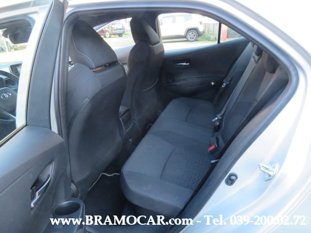 TOYOTA Corolla usata, con Sedile posteriore sdoppiato