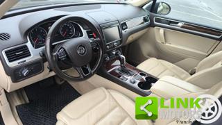 VOLKSWAGEN Touareg usata, con Airbag laterali